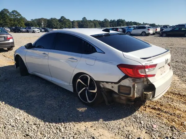 1HGCV1F43NA044317 2022 HONDA ACCORD - Image 2