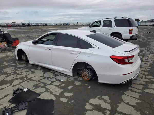 1HGCV1F43NA055737 2022 HONDA ACCORD - Image 2