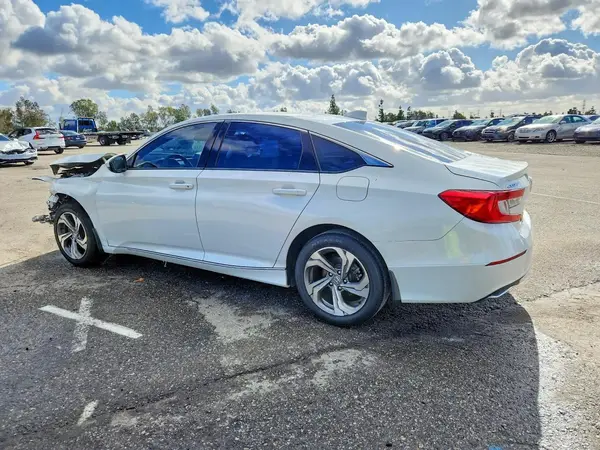1HGCV1F44JA044417 2018 HONDA ACCORD - Image 2