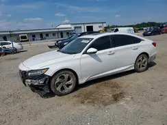 1HGCV1F44JA055322 2018 HONDA ACCORD