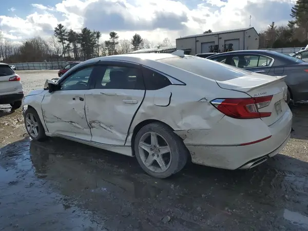 1HGCV1F44JA055353 2018 HONDA ACCORD - Image 2