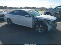 1HGCV1F44JA058740 2018 HONDA ACCORD