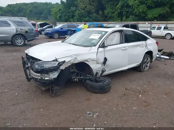 1HGCV1F44JA059788 2018 HONDA ACCORD - Image 2