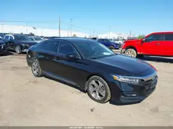 1HGCV1F44JA110481 2018 HONDA ACCORD