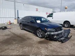 1HGCV1F44JA147630 2018 HONDA ACCORD
