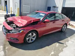 1HGCV1F44JA161401 2018 HONDA ACCORD