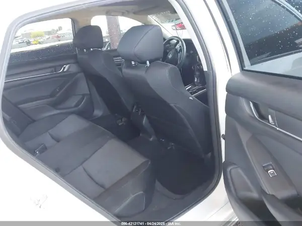 1HGCV1F44JA198111 2018 HONDA ACCORD - Image 8
