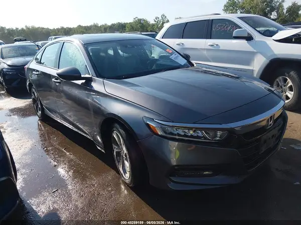 1HGCV1F44JA220477 2018 HONDA ACCORD - Image 1