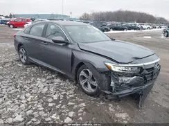 1HGCV1F44JA232824 2018 HONDA ACCORD