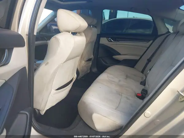 1HGCV1F44KA125208 2019 HONDA ACCORD - Image 8