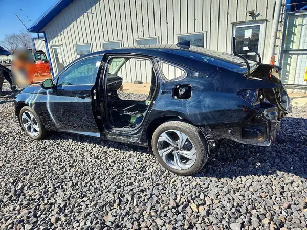 1HGCV1F44KA136080 2019 HONDA ACCORD - Image 2