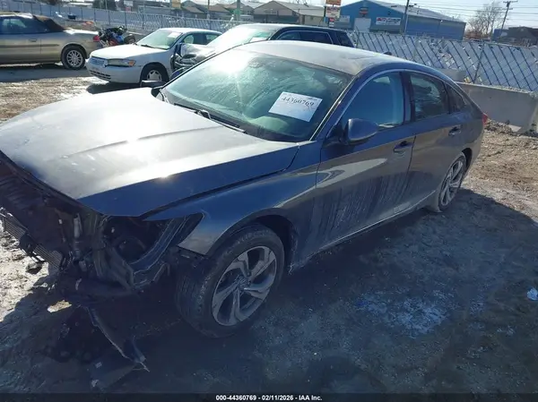 1HGCV1F44LA082684 2020 HONDA ACCORD - Image 2