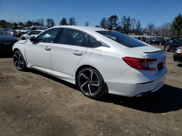 1HGCV1F44NA035545 2022 HONDA ACCORD - Image 2