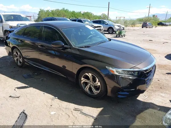 1HGCV1F45JA008008 2018 HONDA ACCORD - Image 1