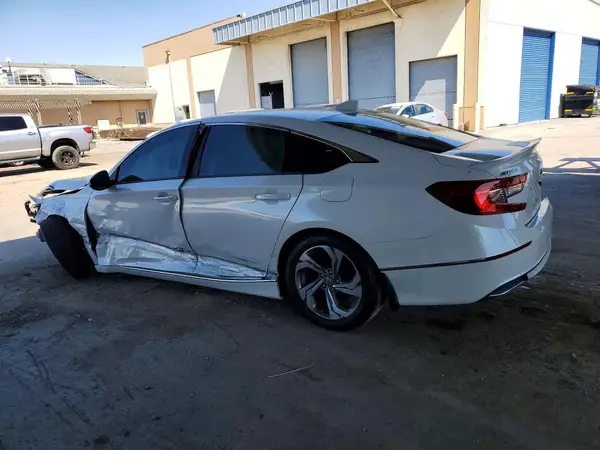 1HGCV1F45JA026847 2018 HONDA ACCORD - Image 2