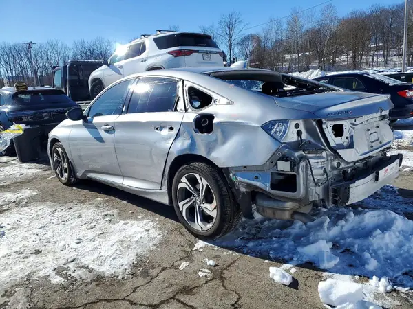 1HGCV1F45JA047021 2018 HONDA ACCORD - Image 2