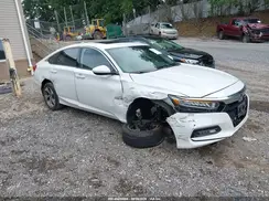 1HGCV1F45JA047097 2018 HONDA ACCORD