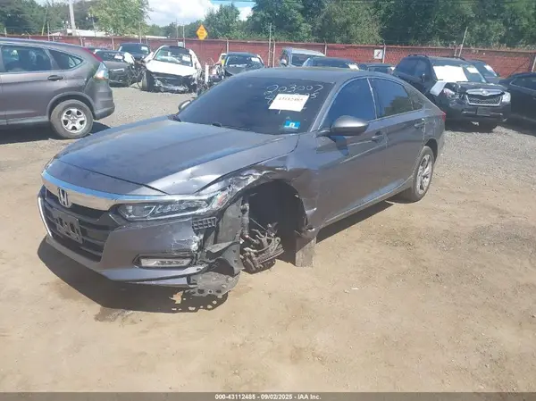 1HGCV1F45JA060299 2018 HONDA ACCORD - Image 2