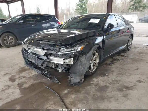 1HGCV1F45JA060500 2018 HONDA ACCORD - Image 2