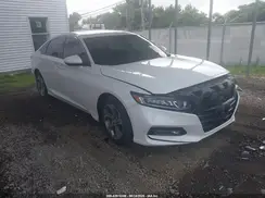 1HGCV1F45JA065096 2018 HONDA ACCORD