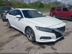 1HGCV1F45JA126561 2018 HONDA ACCORD