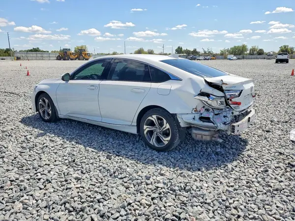 1HGCV1F45JA138242 2018 HONDA ACCORD - Image 2