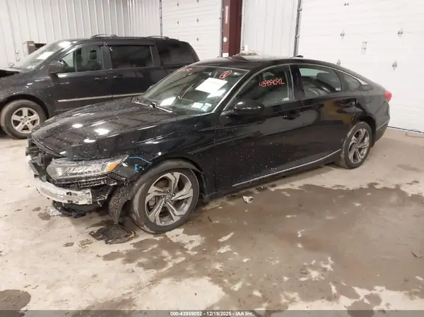 1HGCV1F45JA157714 2018 HONDA ACCORD - Image 2