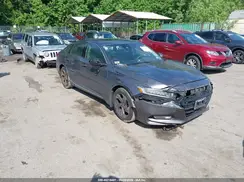 1HGCV1F45JA168633 2018 HONDA ACCORD