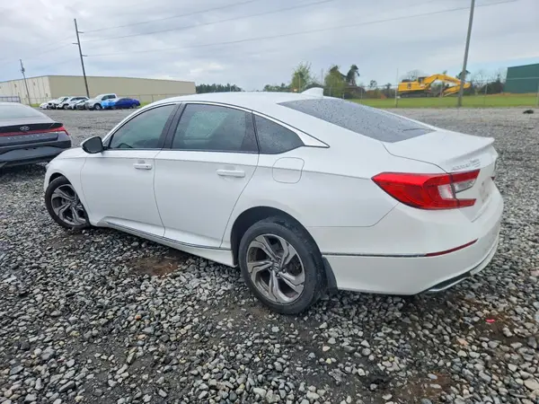 1HGCV1F45JA229317 2018 HONDA ACCORD - Image 2