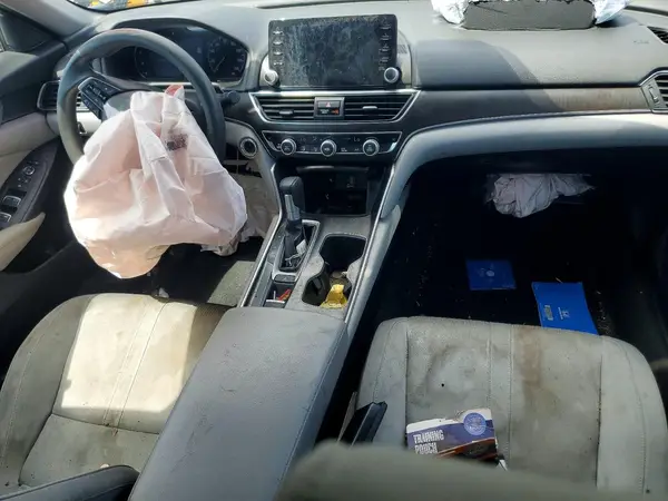 1HGCV1F45JA238437 2018 HONDA ACCORD - Image 8