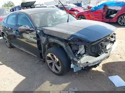 1HGCV1F45KA005532 2019 HONDA ACCORD