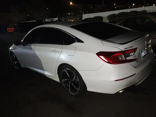 1HGCV1F45MA086275 2021 HONDA ACCORD - Image 2
