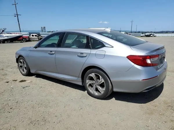 1HGCV1F46JA075829 2018 HONDA ACCORD - Image 2