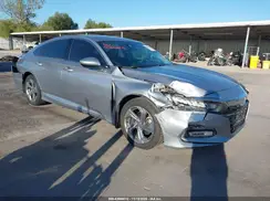 1HGCV1F46JA127959 2018 HONDA ACCORD