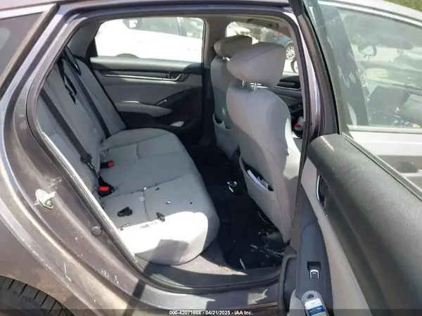 1HGCV1F46JA138928 2018 HONDA ACCORD - Image 8