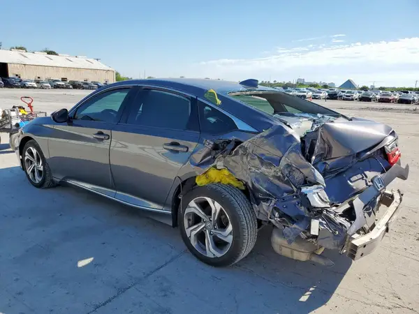 1HGCV1F46JA194464 2018 HONDA ACCORD - Image 2