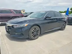 1HGCV1F46JA210968 2018 HONDA ACCORD