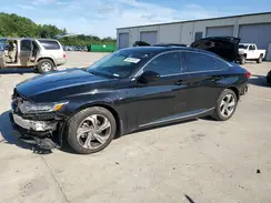 1HGCV1F46KA083432 2019 HONDA ACCORD