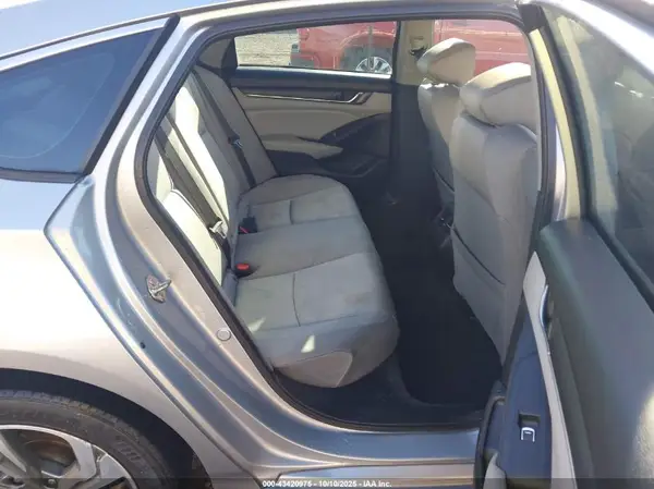 1HGCV1F46KA121788 2019 HONDA ACCORD - Image 8
