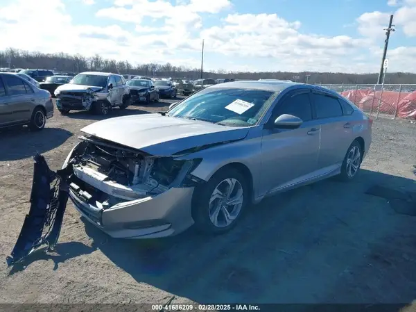 1HGCV1F46LA117886 2020 HONDA ACCORD - Image 2