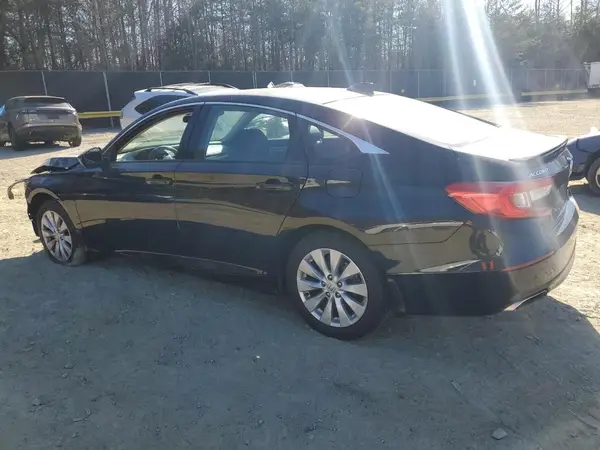 1HGCV1F46NA069289 2022 HONDA ACCORD - Image 2