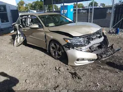 1HGCV1F47JA029801 2018 HONDA ACCORD