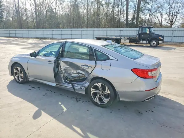 1HGCV1F47JA067870 2018 HONDA ACCORD - Image 2
