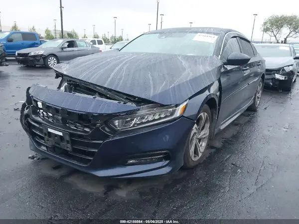 1HGCV1F47JA069523 2018 HONDA ACCORD - Image 2