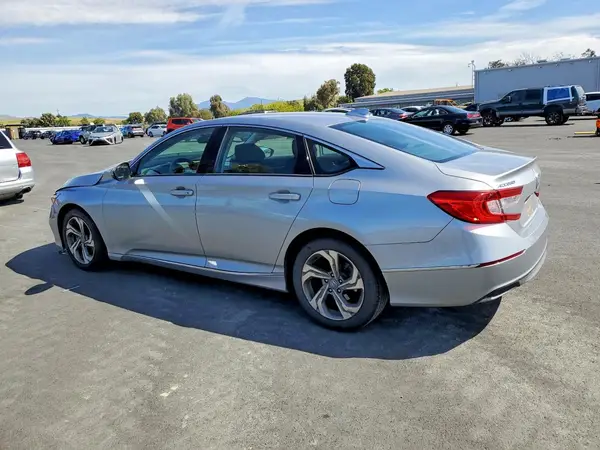 1HGCV1F47JA076956 2018 HONDA ACCORD - Image 2