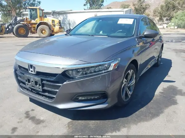 1HGCV1F47JA083891 2018 HONDA ACCORD - Image 2