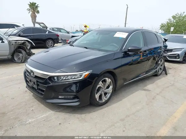 1HGCV1F47JA092316 2018 HONDA ACCORD - Image 2