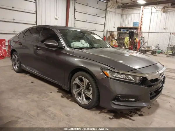 1HGCV1F47JA092395 2018 HONDA ACCORD - Image 1