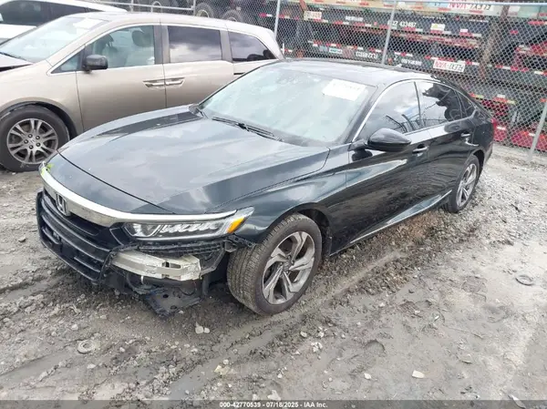 1HGCV1F47JA100057 2018 HONDA ACCORD - Image 2