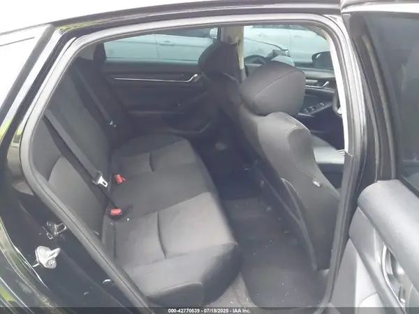 1HGCV1F47JA100057 2018 HONDA ACCORD - Image 8